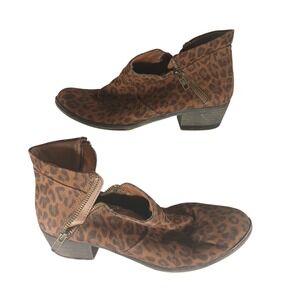 American Rag Leopard Print Ankle Boots Side Zip Block Heel Size 8